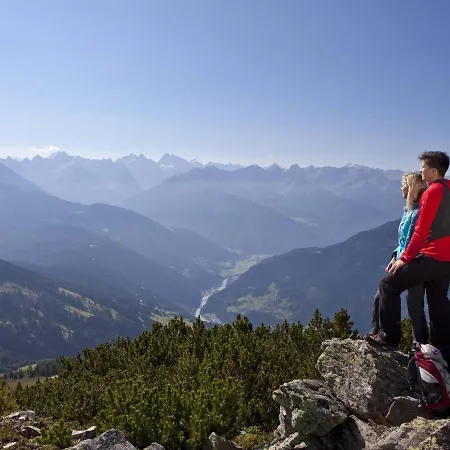 Alluring With Ski Storage,balcony,heating, Parking * Brixen im Thale