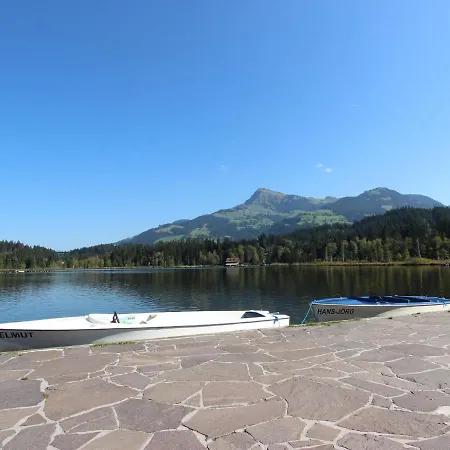 Alluring With Ski Storage,balcony,heating, Parking Apartman Brixen im Thale
