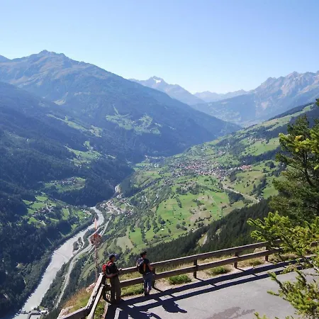 Alluring With Ski Storage,balcony,heating, Parking Apartman